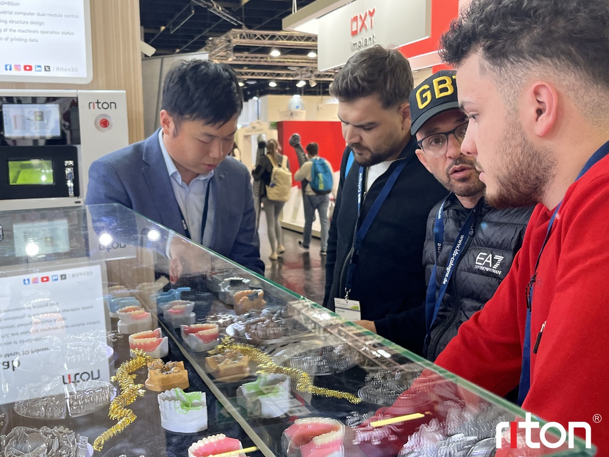 riton's-dental-digital-intelligent-solution-schemes-landed-at-ids25.jpg